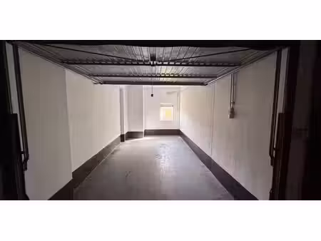 garage à louer à heist pour € 1.800