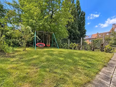 spacieuse maison 5 ch. avec garage & jardin