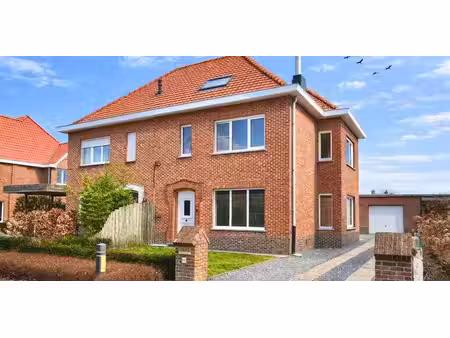 maison à louer à waarschoot pour € 1.197 avec 4 chambres à coucher