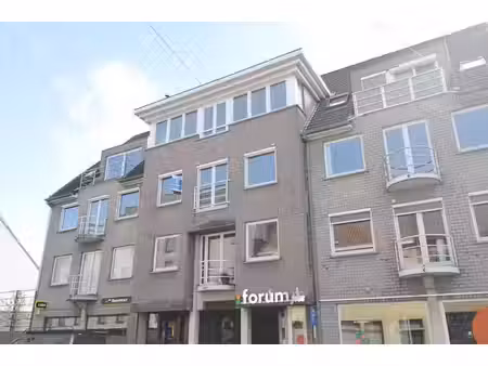 bel appartement 2 chambres avec garage