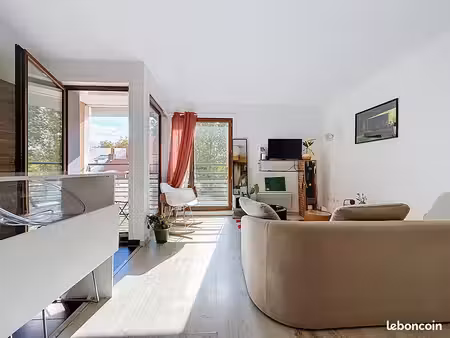 appartement 2 pièces 44 m²