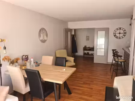 a vendre t3 de 63 m2 avec garage fermé et cave- limoges-quartier des emailleurs