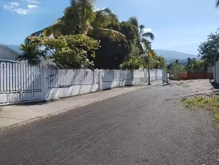 maison - 4 pièces - 100m²