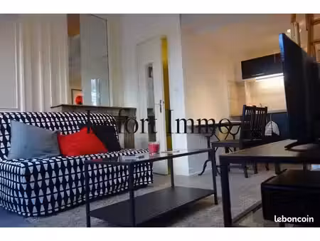 studio 1 pièce 24 m²