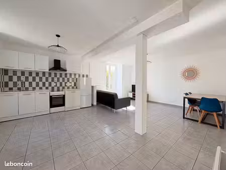 appartement 3 pièces 64 m²