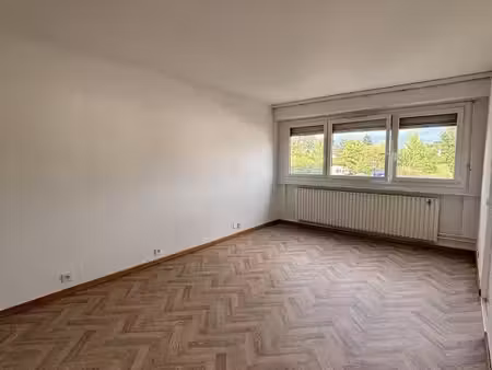 studio 1 pièce 31 m²