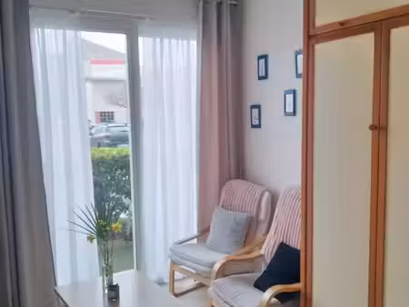 loué studio meublé