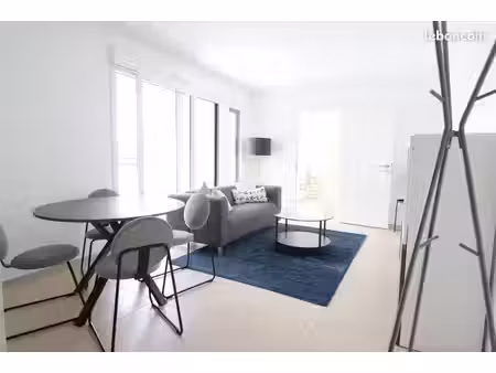 appartement meublé - 2 pièces - 39 m² - une chambre - terrasse - cave - une place de parki