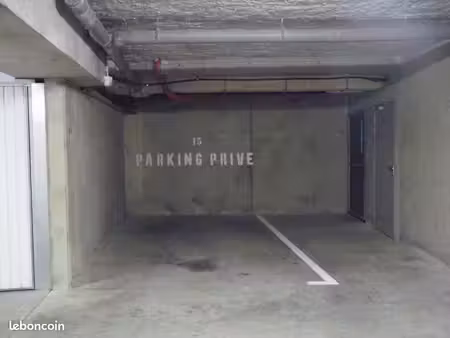 loue garage