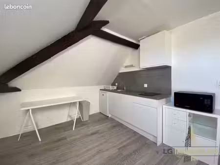 appartement 1 pièce 12 m²