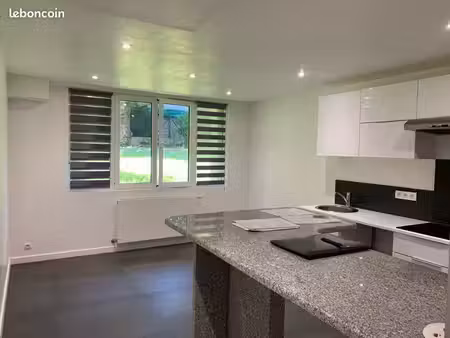 à louer – studio meublé de 30 m² à brétigny-sur-orge