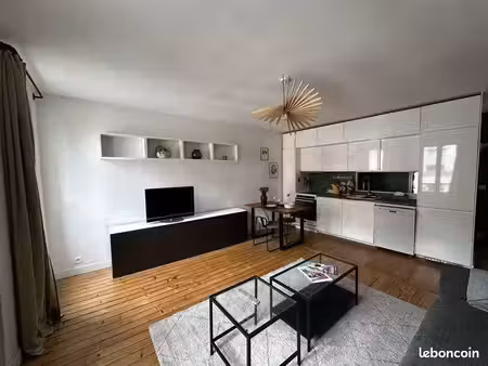beau t2 meublé 42m² rénové mont-valérien