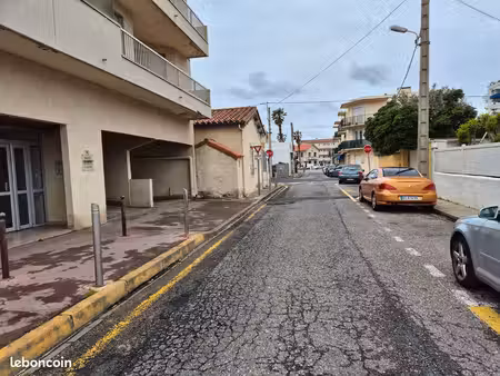canet plage place méditerranée garage individuel 13 m2