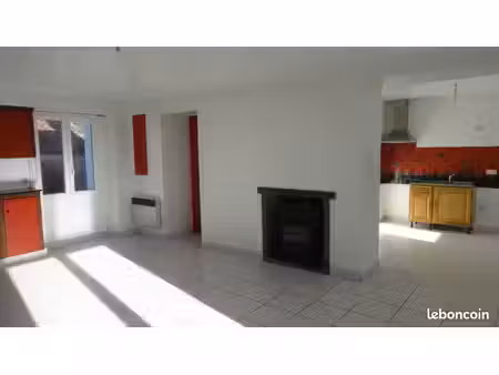 maison à louer - vallet