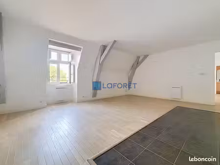 appartement 2 pièces 68 m²