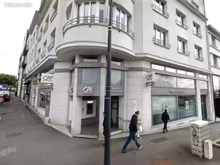 local commercial 210 m² brest