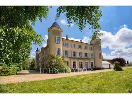 maison de luxe à vendre dans le quartier flace-bel horizon