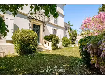 maison de luxe à vendre dans le quartier limbre-moulinet