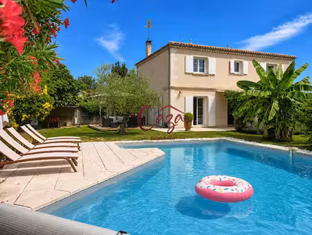 maison de luxe à vendre à carignan-de-bordeaux
