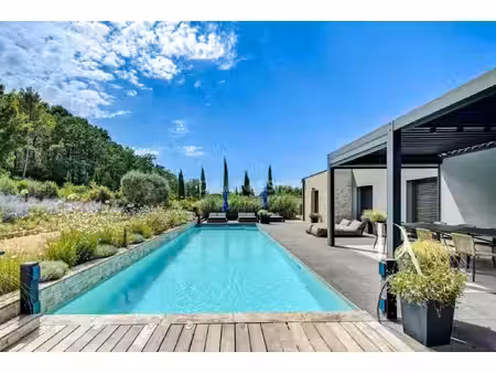 villa de luxe à vendre à meyreuil