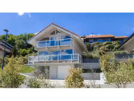 maison contemporaine à vendre dans le quartier peripherie