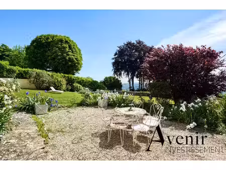 appartement 218 m2 - 445m2 de jardin - 4 chambres - garage double - collonges au mont-d'or