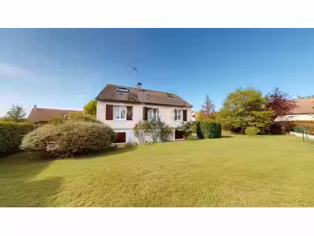 maison sur sous-sol - 5 pièces - 3 chambres