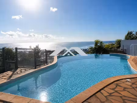 villa d'exception face à l'océan – viager occupé