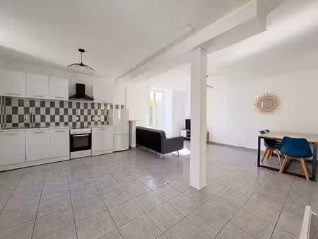 à louer superbe appartement meublé au coeur de cousance (39) proche lons-le-saunier