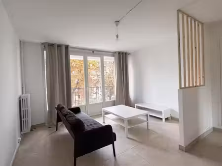 t2 / 46m² / sevran - livry (rer b)