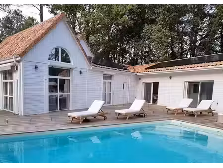 belle propriété totalement rénovée avec piscine golf de biscarosse