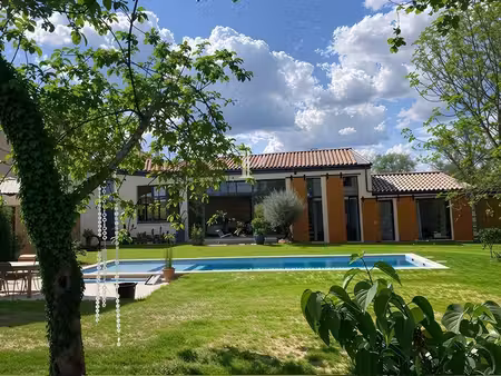 magnifique propriété rénovée et jardin paysager au coeur de sauternes