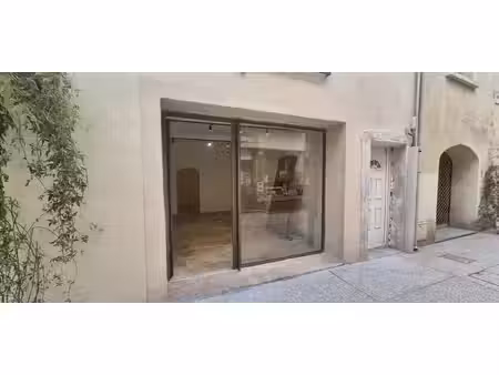 location commerce 1 pièce 36 m² à lunel (34400)