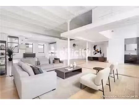 appartement 5 pièces - 161 m²