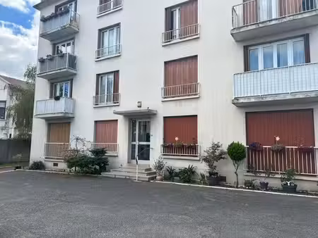 appartement 3 pièces à neuilly-plaisance