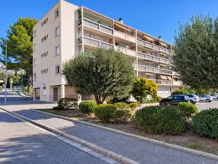 charmant t2 prêt à vivre à toulon
