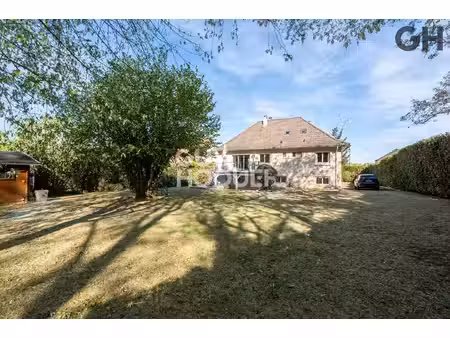 charmante maison familiale avec sous-sol de 6 pieces (125.50 m²) à etiolles