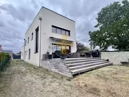 vente maison 4 pièces 135 m2 à tergnier