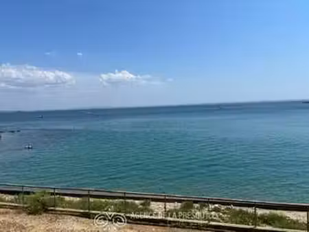 vente appartement 2 pièces bord de mer à morgat (29160) : à vendre 2 pièces bord de mer / 