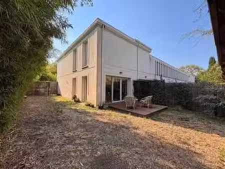 location maison à bruges (33520) : à louer / 195m² bruges