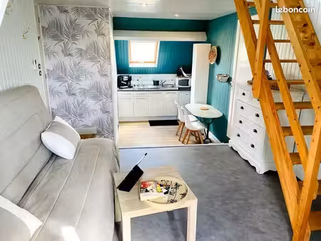 studio meublé eau / elec / wifi compris