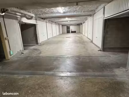 cave 5 m² saine dans immeuble neuf et sécurisé - centre la tour de salvagny
