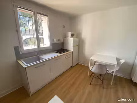 studio 1 pièce 22 m²