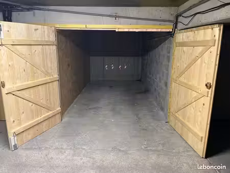garage à louer