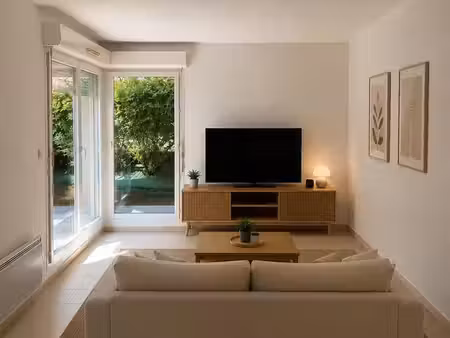appartement t2 50m2 meublé avec clim