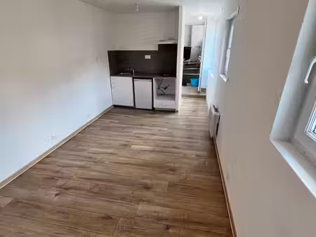 t2 rénové 30 m² – le vigan – 400 hc