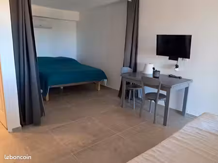 location studio année scolaire