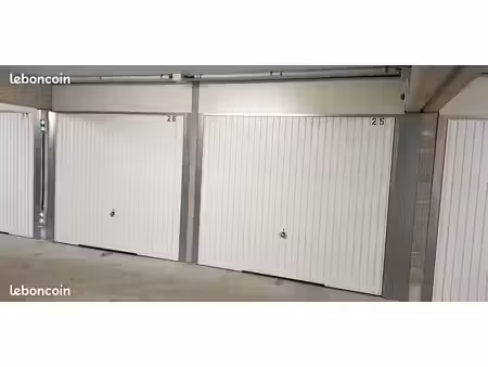 box fermé à louer /aubagne-tourtelle - 13400 -