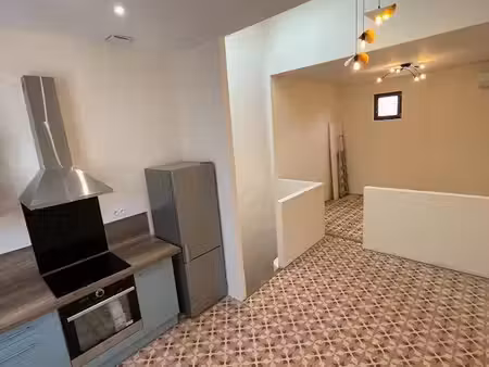 maison de village avec charme 3 niveaux