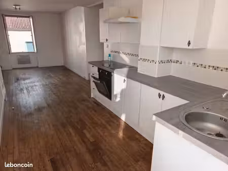 t2 de 60 m² à louer – bussière-galant